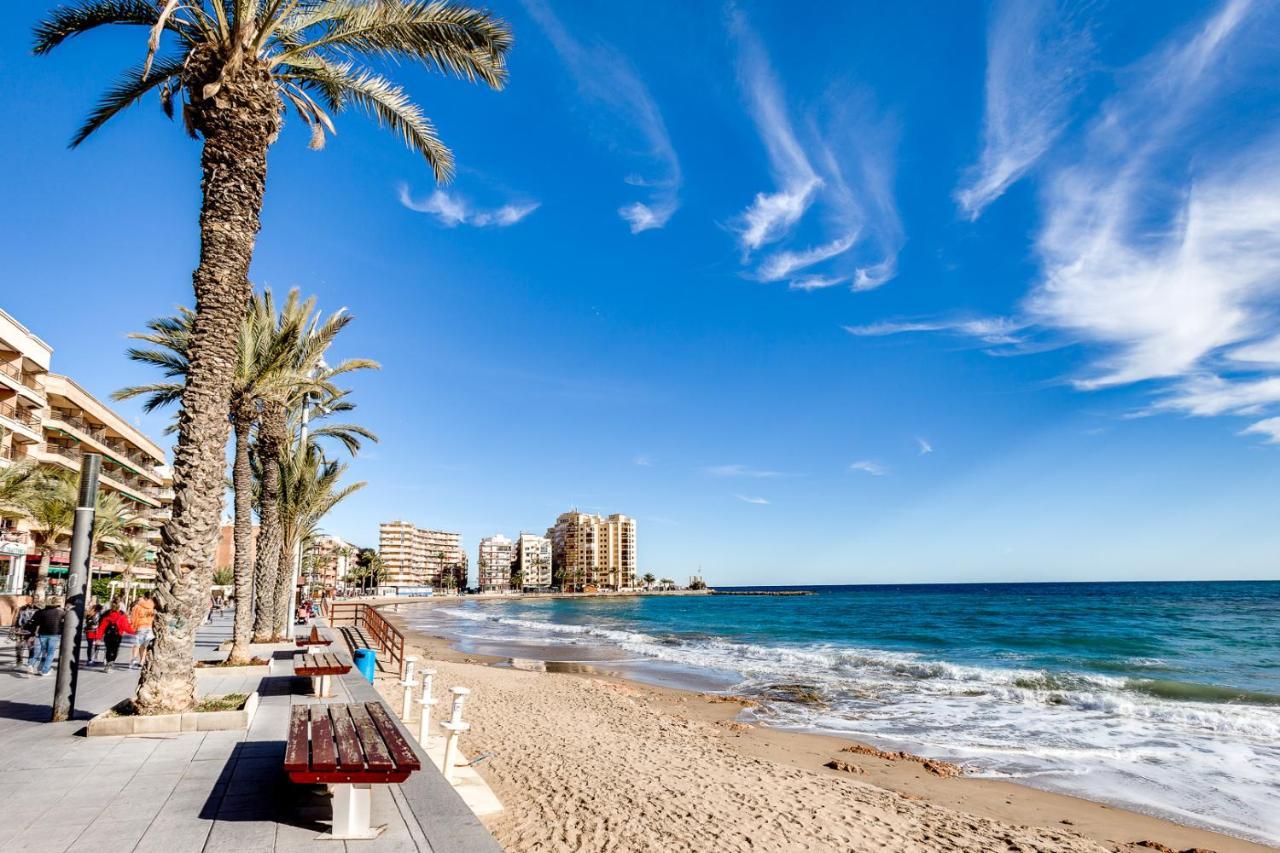 Apartment Studio Relax Almudena Torrevieja Bagian luar foto