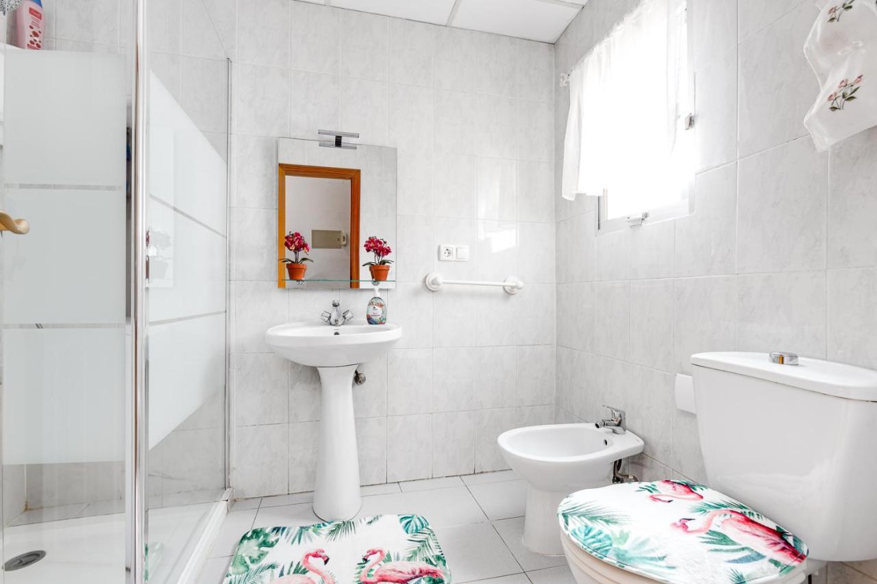 Apartment Studio Relax Almudena Torrevieja Bagian luar foto