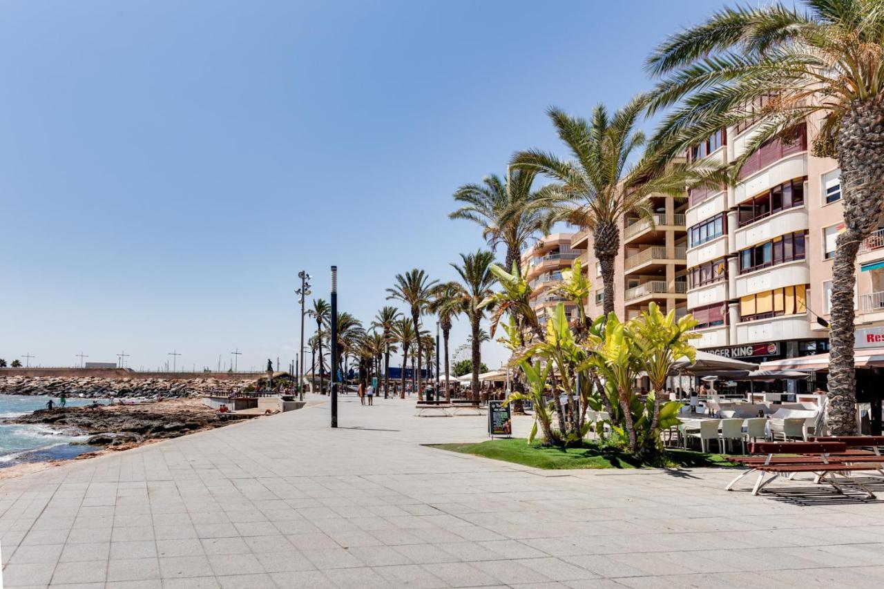 Apartment Studio Relax Almudena Torrevieja Bagian luar foto